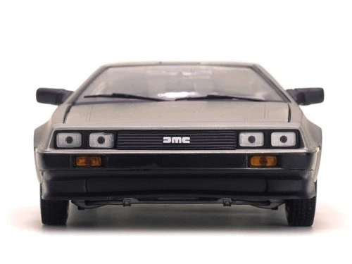 SUN STAR 2701 1:18 1981 De Lorean DMC 12 Coupe - Image 3 of 4