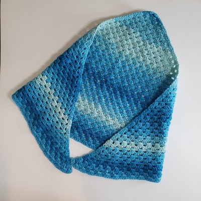 Handmade Crochet Triangle Shawl Shade Blue Turquoise Ombré Scarf Wrap Boho NWOT