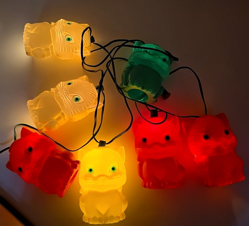 VTG RARE 7 Blow Mold Plastic Cat Kitty Patio RV Camping Party Lites Light String