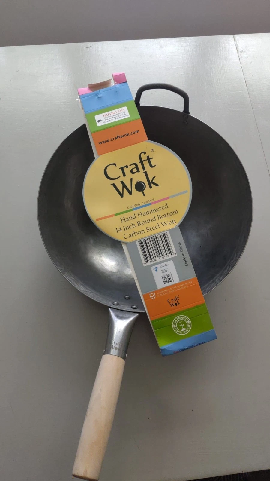 Craft Wok 14-Inch Traditional Hand Hammered Carbon Steel Pow Wok (Round Bottom)
Opens in a new windo