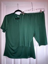wiholl Large V-Neck Green Lounge Set Short Sleeve Top  Knee-Length Shorts