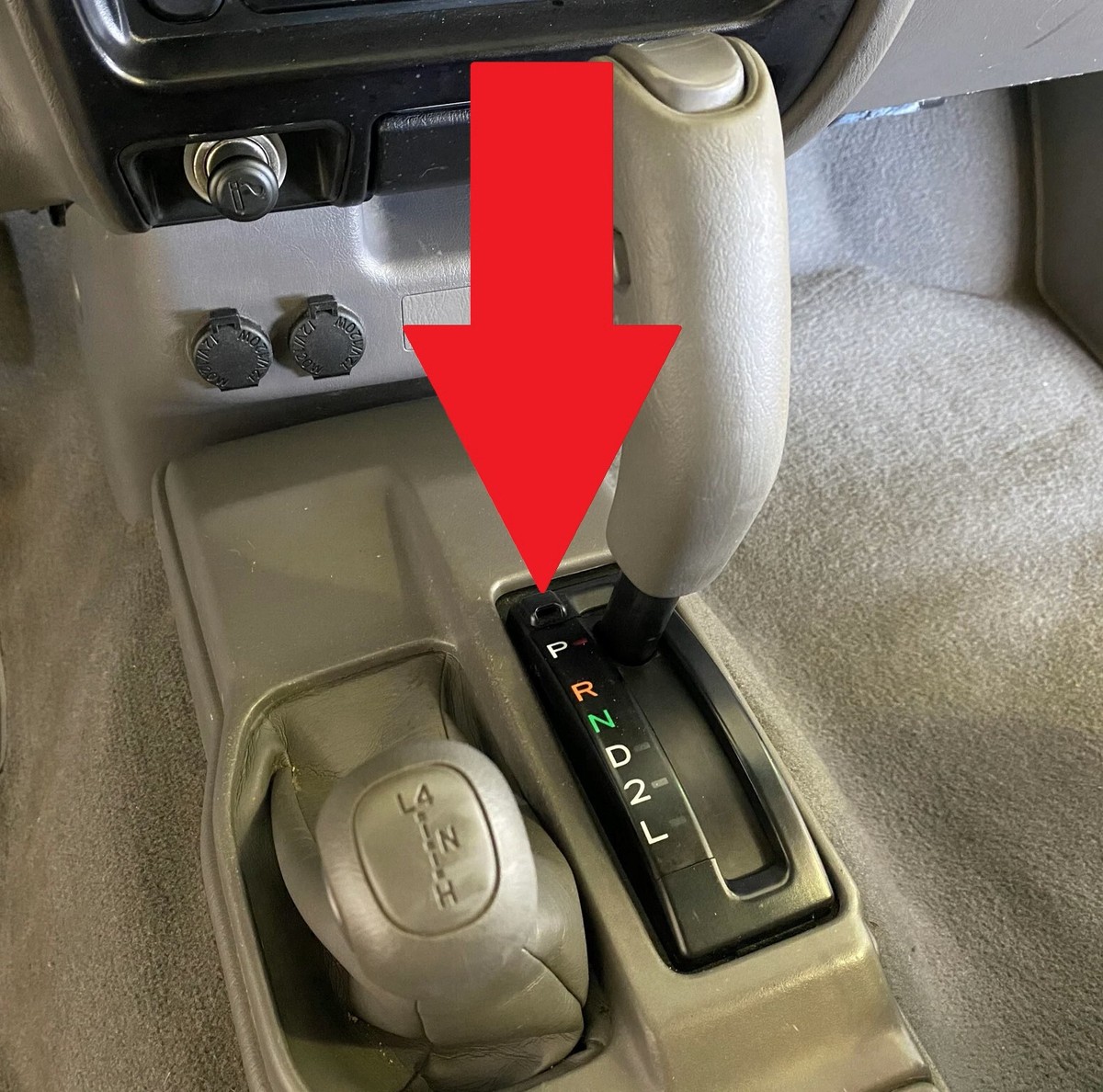 FITS: 95 - 04 TOYOTA TACOMA A/T SHIFTER LOCK RELEASE BUTTON
