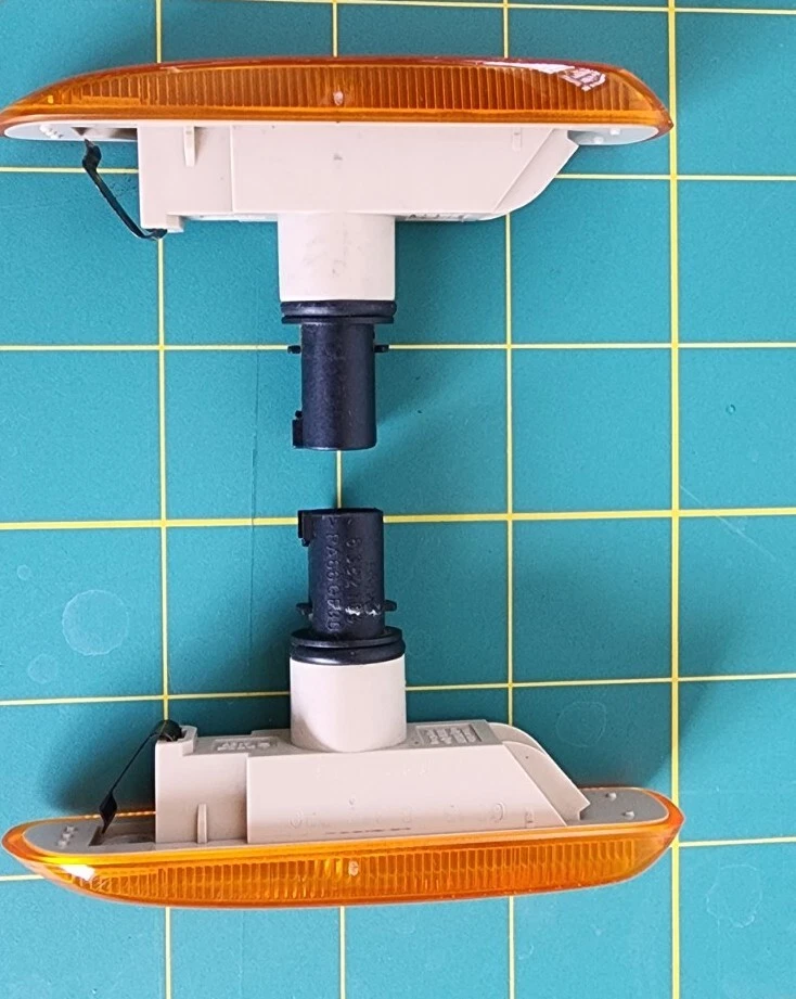 BMW 323i 2000 luces de señalización laterales ámbar izquierda/derecha Foto 3 de 3