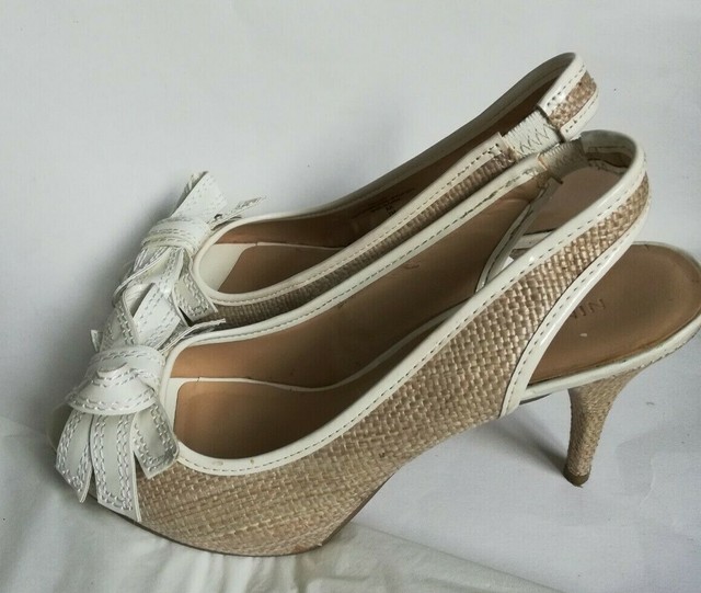 nine west black slingback heels