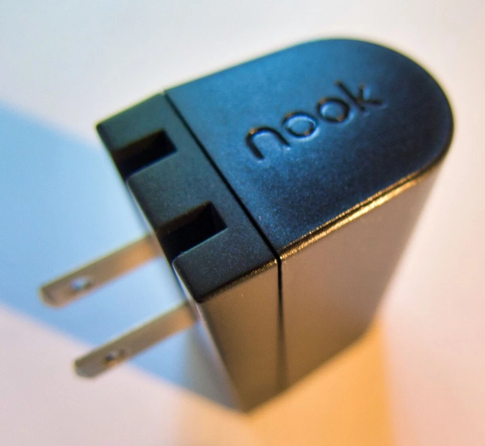 Barnes & Noble Nook AC Adapter BNRP5-1900 5V 1.9A, working - Image 4 of 4