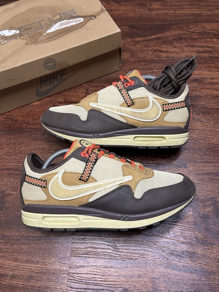 Size 10.5 - Nike Air Max 1 x Travis Scott Low Baroque Brown