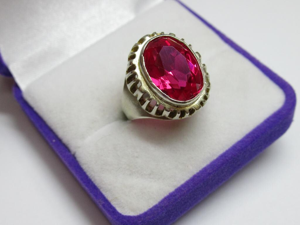 Unique Vintage Soviet Ring Ruby Russian Gilt Ster… - image 3