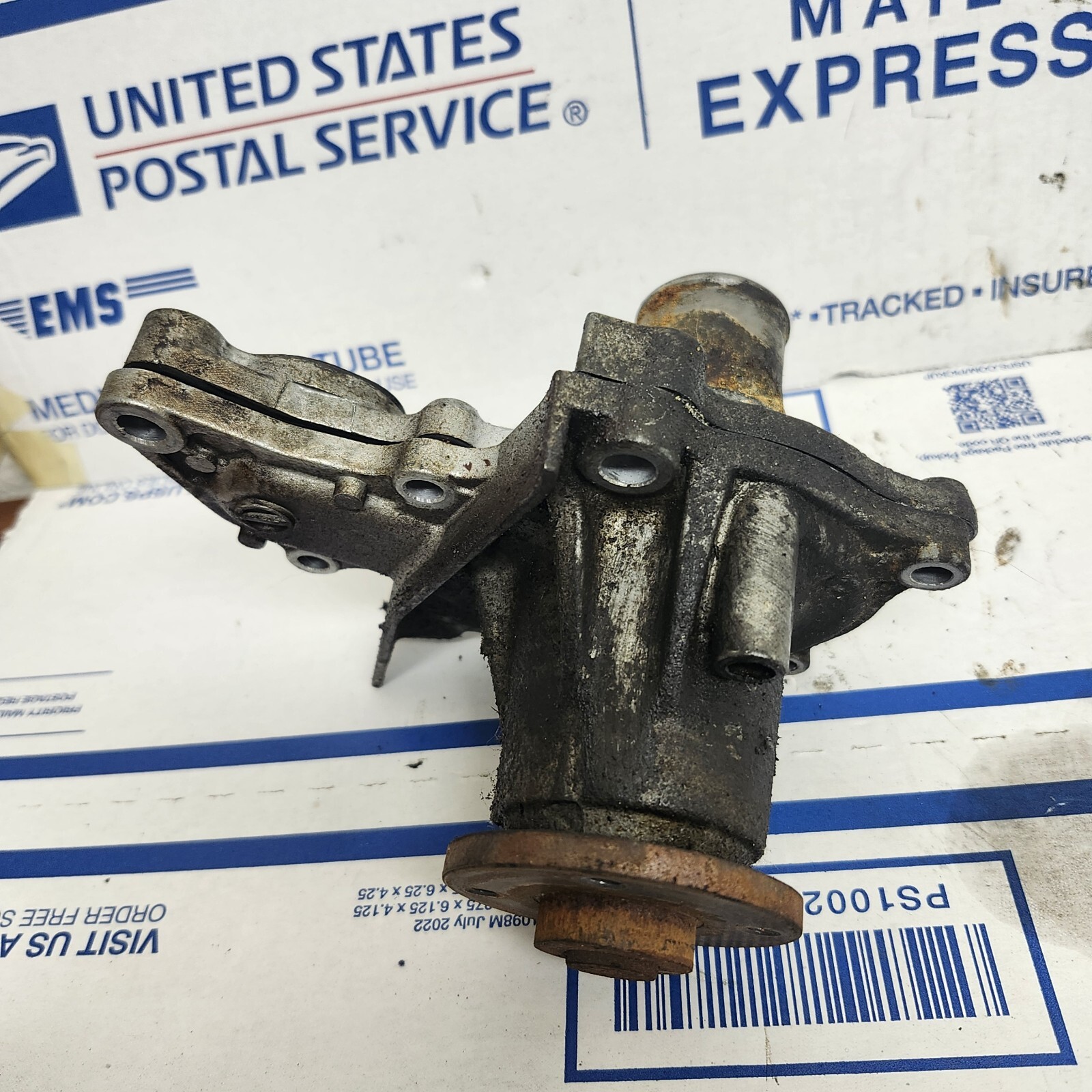 ✅94-96 Toyota Celica 1.8L Water Pump Coolant Housing OEM