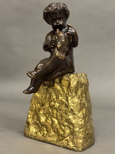 Fabulous Vintage Nine Inches Tall Solid Bronze Cherub Sitting on The Gold Bank - Picture 4 of 13