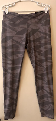 Reebok Women's Les Mills Lux Bold 2.0 Leggings Size L New with Tags