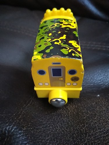 Chuggington Wooden Railway Mtambo With Magnetic Ends Compatible W Thomas - Picture 4 of 8