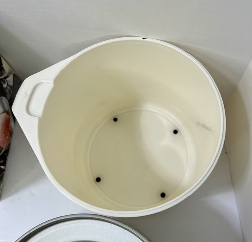 Donvier Chillfast Ice Cream Maker 1 Quart Blue Vintage Japan - Picture 6 of 19