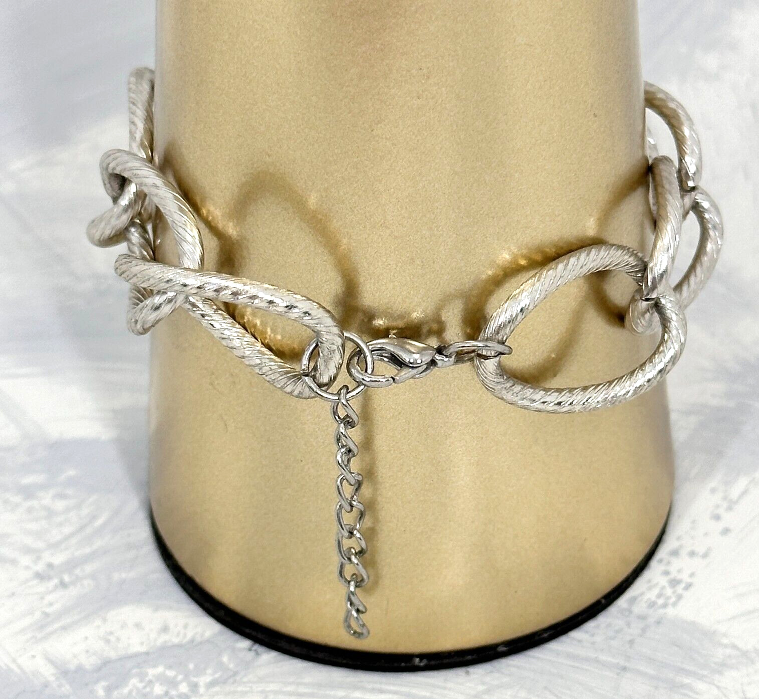 Bracelet Chunky Silver Tone Interlocking Textured… - image 3