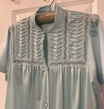 Vanity Fair Night Robe blue Maxi Lace Silky Vintage USA