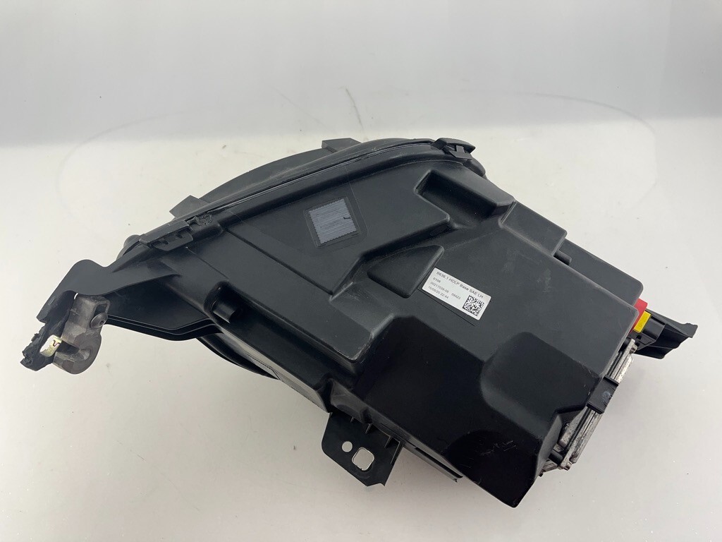 OEM | 2020 - 2023 Bentley Bentayga LED Headlight (Left/Driver)