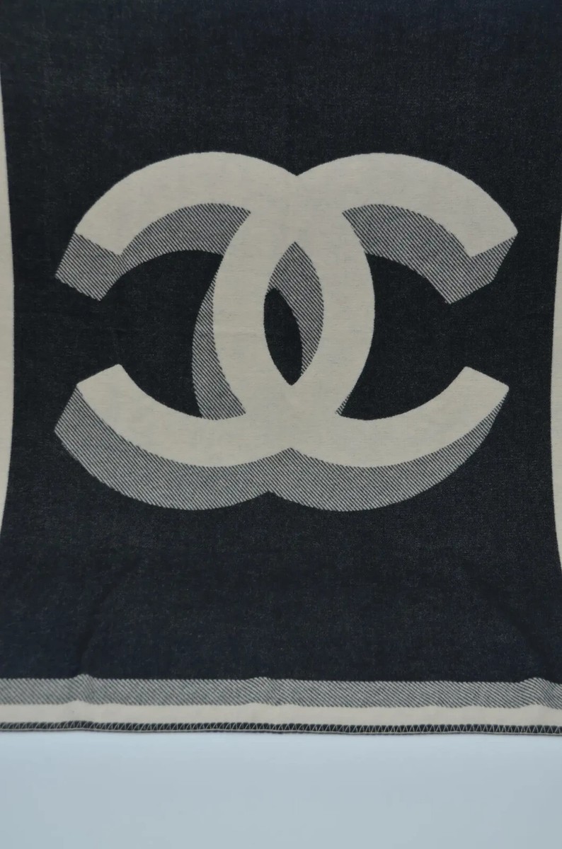 CHANEL ブランケット CHANEL(シャネル) ブランケット(ひざ掛け)(ライフスタイル