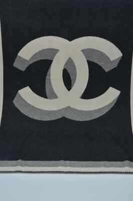 Chanel Blanket Throw Travel Rug NEW 74