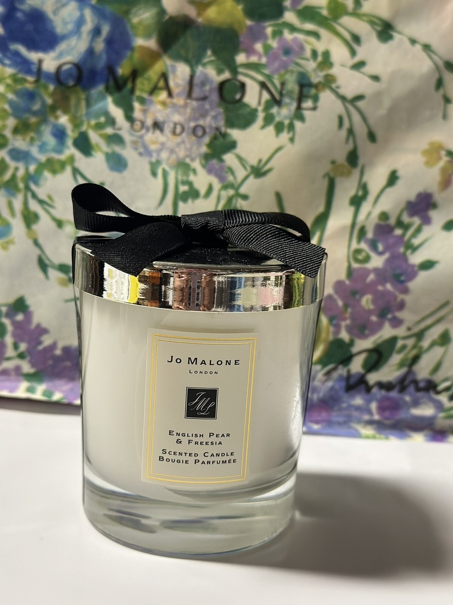 Jo Malone English Pear & Freesia Scented Candle 200g (2.5 Jo Malone English Pear & Freesia Scented Candle 200g (2.5