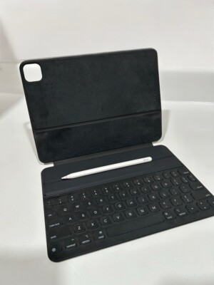 Apple Smart Keyboard  For iPad 10.9 In 5th and 4th Gen With Apple Pencil 2nd Gen