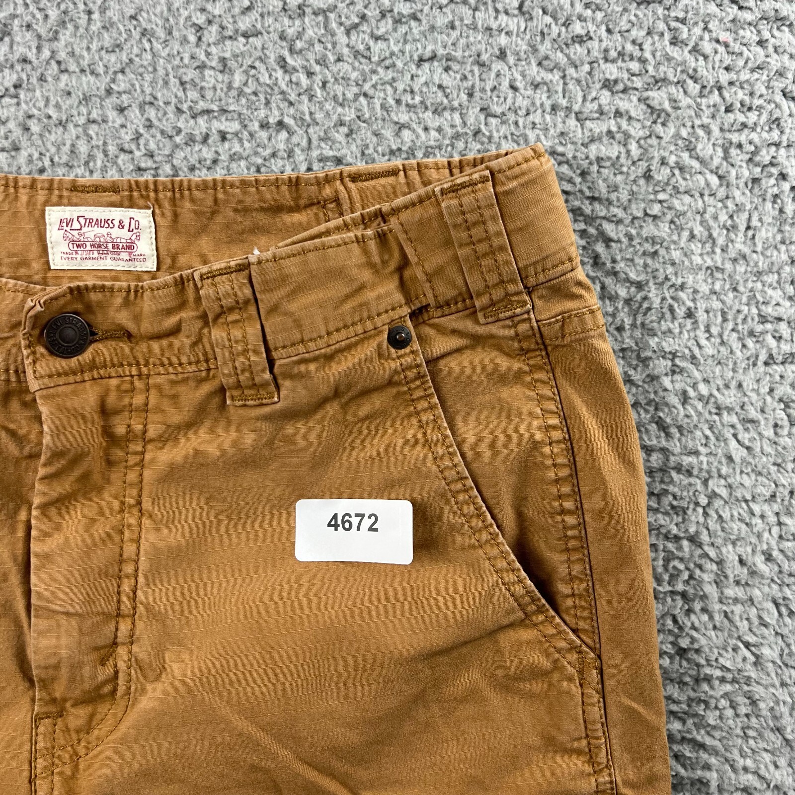 Levis Cargo Pants Mens 31x30 Brown Tapered Leg Utility Carpenter Outdoor