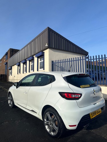 2018 Renault Clio 1.5 dCi 90 GT Line 5dr Auto HATCHBACK Diesel Automatic - Picture 3 of 20