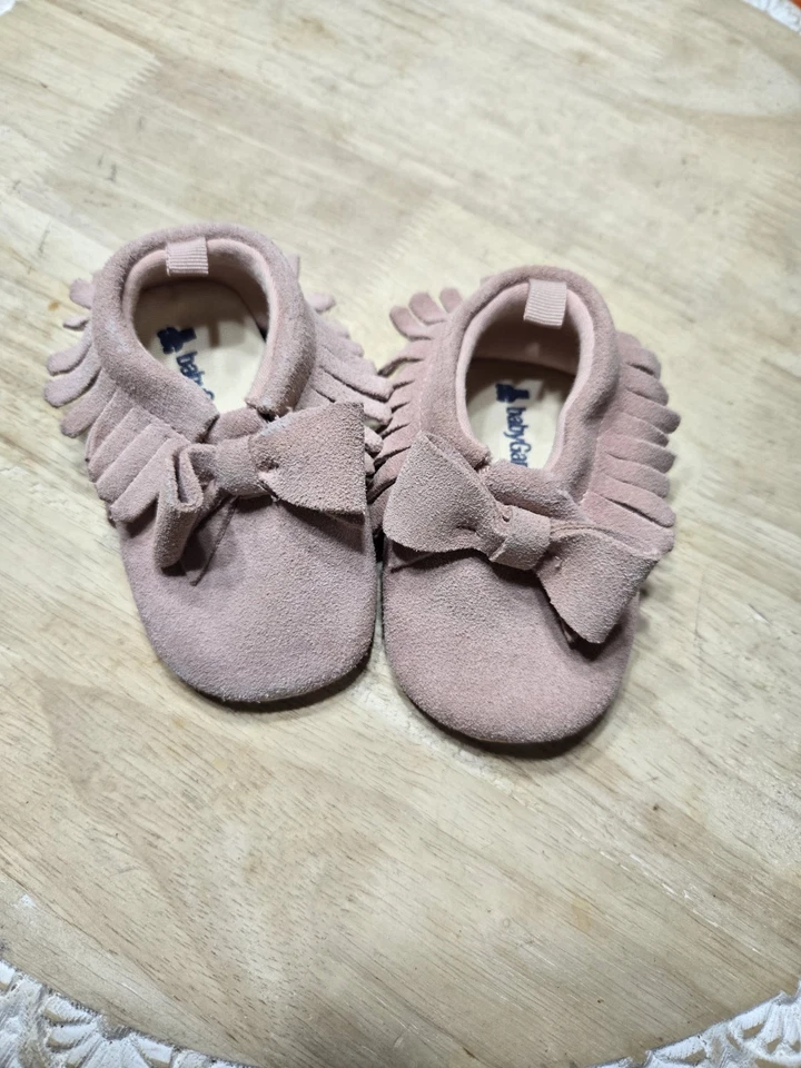 Mocasines Baby Gap rosa 12-18 meses Foto 2 de 4