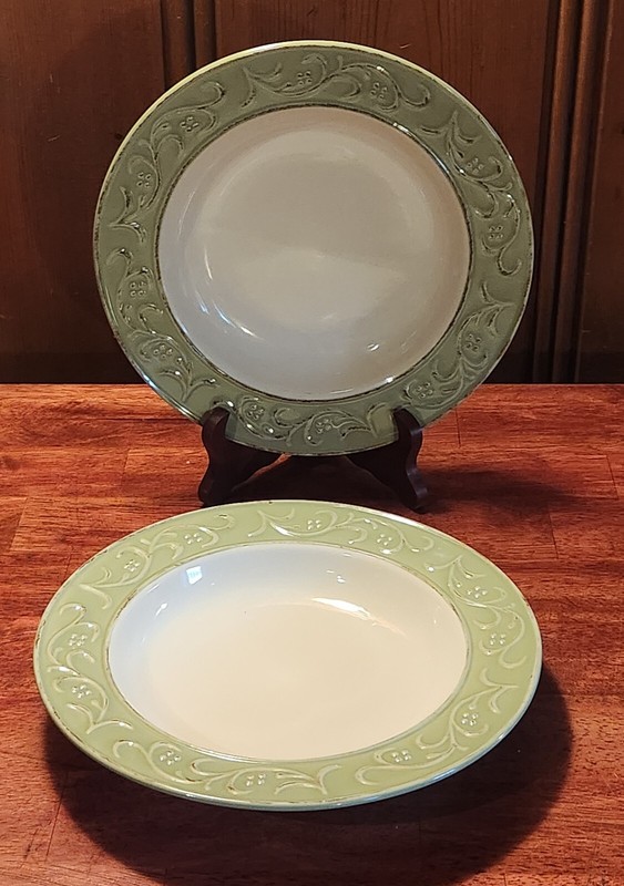 PIER 1 Antique Floral 9" Soup/Salad Bowls 2pc DISCONTINUED