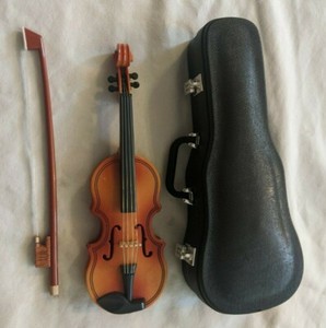 AMERICAN GIRL Doll VIOLIN with CASE and BOW Musical Instrument | eBay