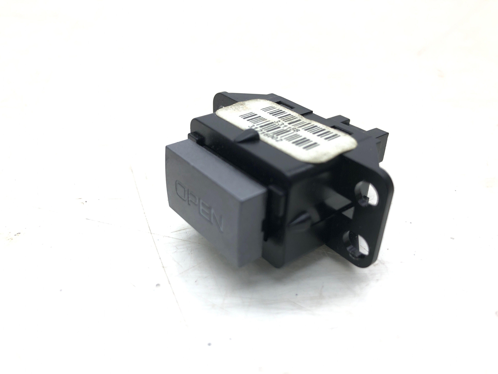 2017-2020 FERRARI GTC4LUSSO GLOVEBOX COMPARTMENT OPEN BUTTON SWITCH 331188 OEM