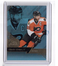 2016-17 Flair Showcase Row 1 Seat 9 Claude Giroux Philadelphia  Flyers (SP)
