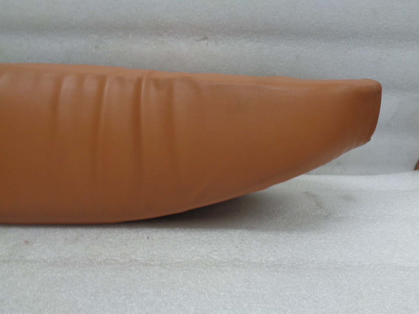 04-08 Maserati Quattroporte Rear Left Seat Bolster Cushion Trim OEM AK2210102