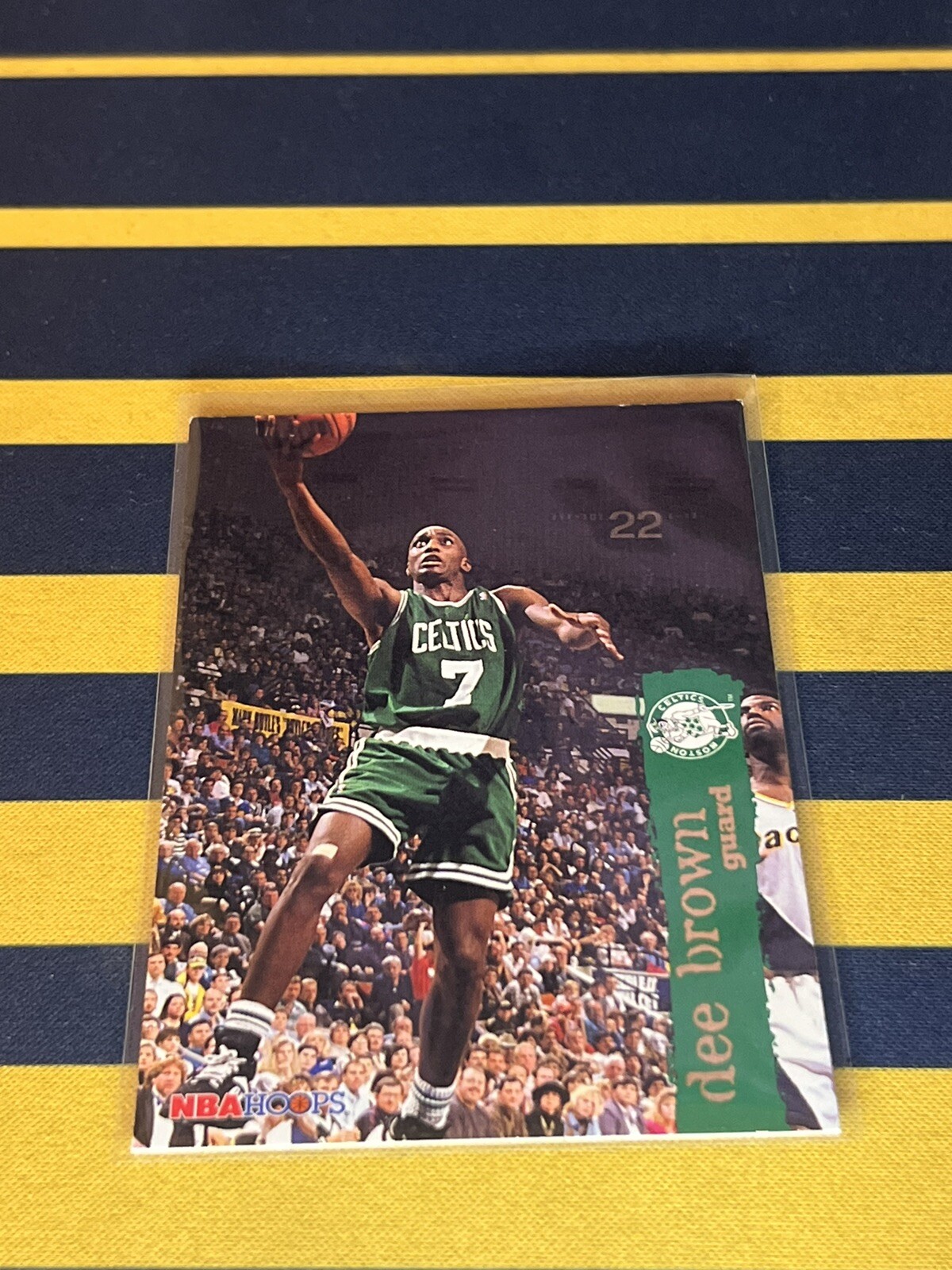 1995-96 Hoops Dee Brown 8