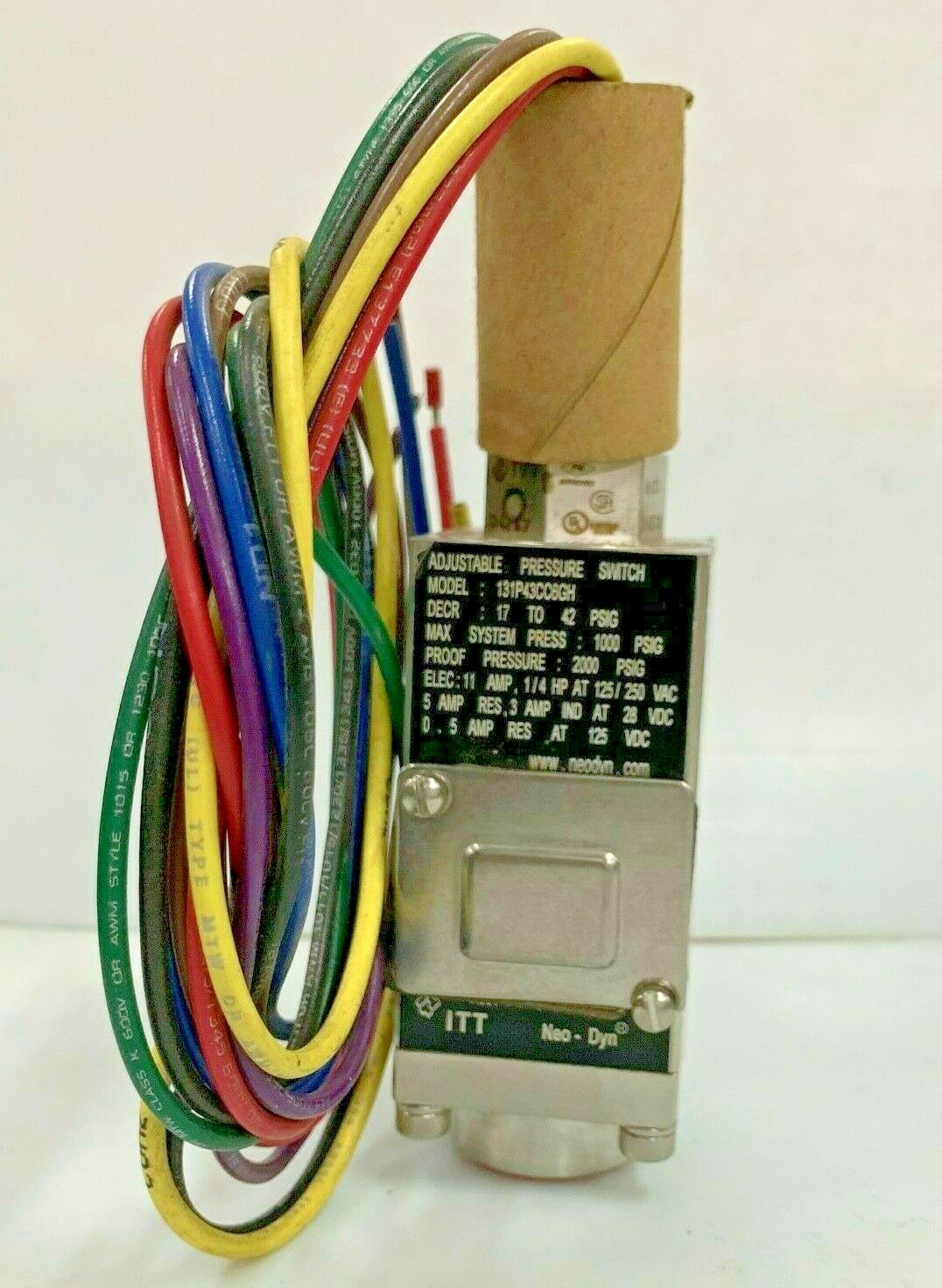 Interruptor de presión ajustable ITT Neo-Dyn modelo 131P4MCC6GH Decr. 17 a 42 psig