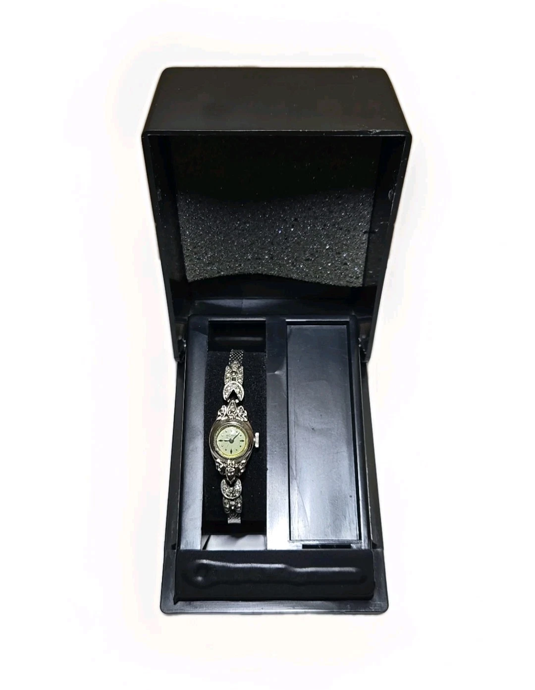 Jaeger LeCoultre — Vintage LeCoultre 14K Gold Ladies Watch – 14 k GF Strap - Manual Wind – 1950s