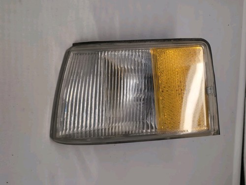 (1) OEM 84-92 Lincoln Mark VII front fender corner marker light lamp assembly FL