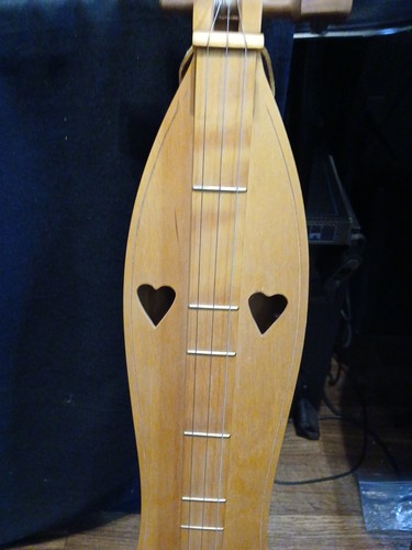 Wood Dulcimer Hand Made - Picture 2 of 11