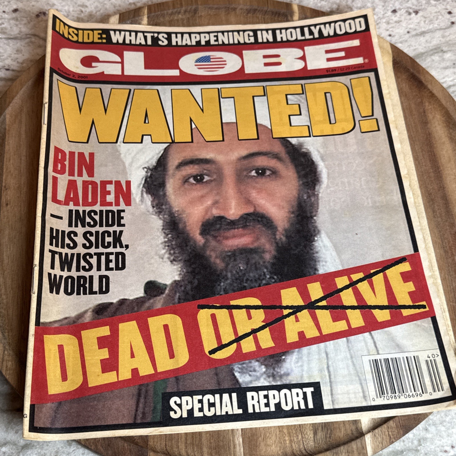 Globe Tabloid Magazine Oct 2, 2001 SPECIAL REPORT Wanted Bin Laden Dead or Alive