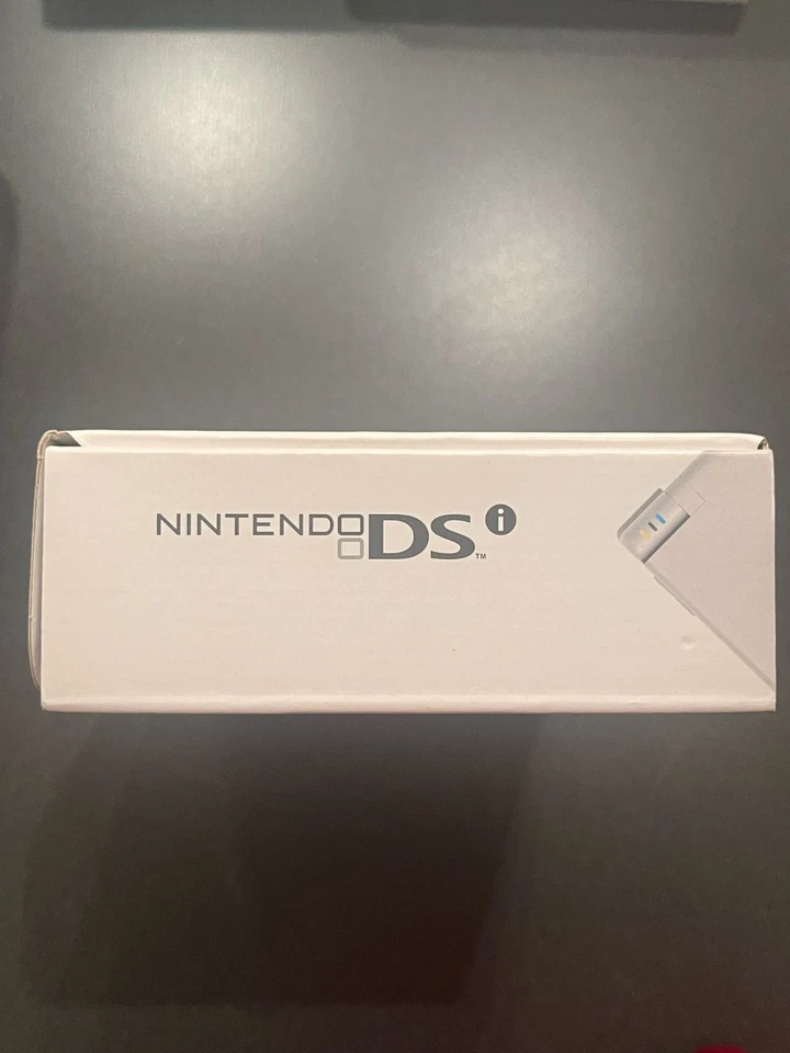Nintendo DSi Console System RARE White Color NEW Factory Sealed - Image 3 of 4