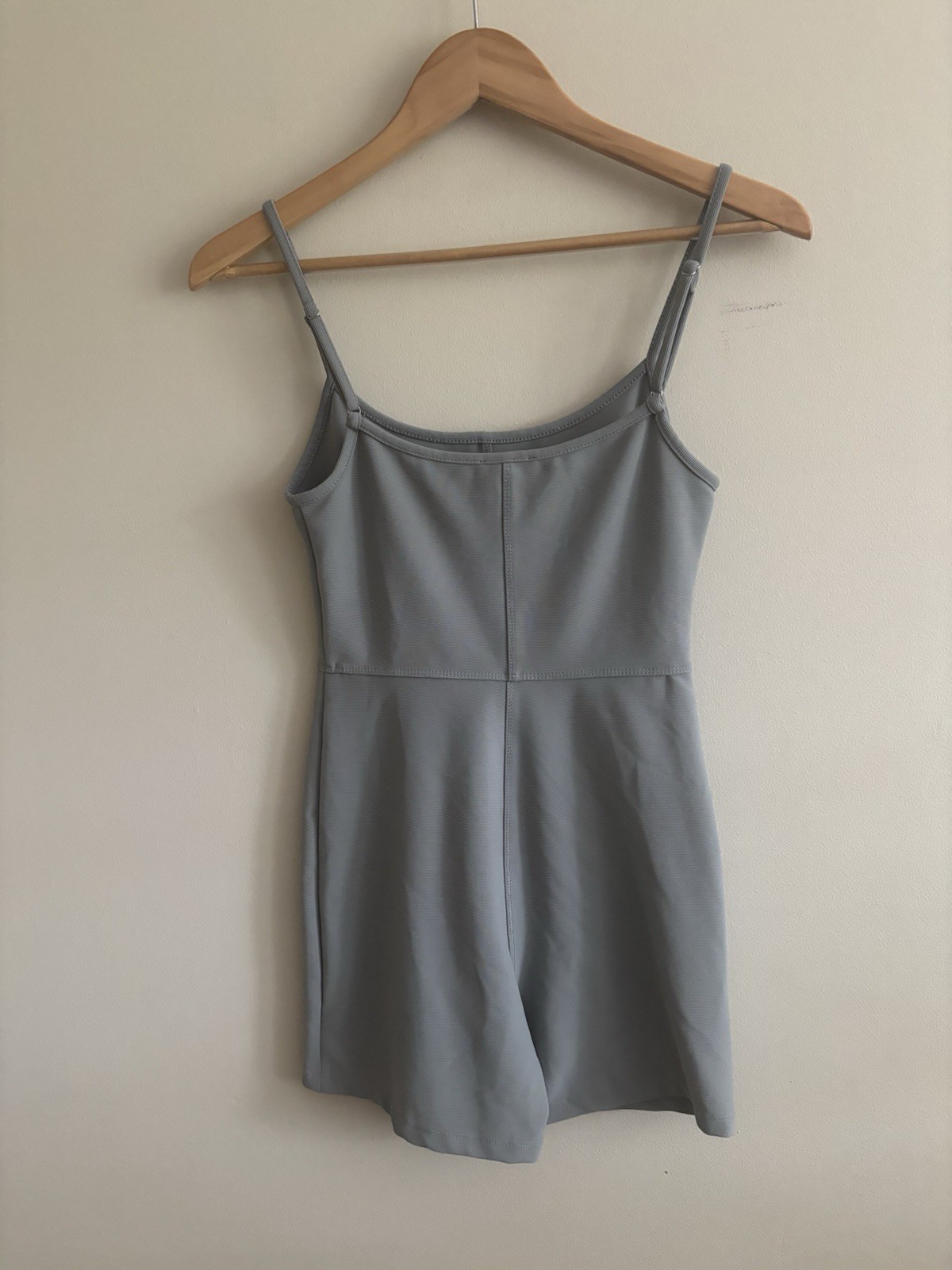 White Fox Gray Ribbed Active Romper Playsuit Wome… - image 4