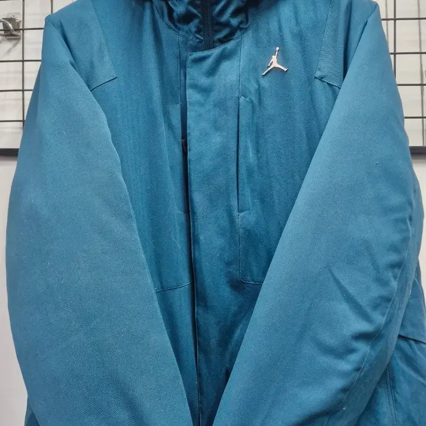 Nike Jordan Down Puffer Jacket 100L Teal thumbnail 6