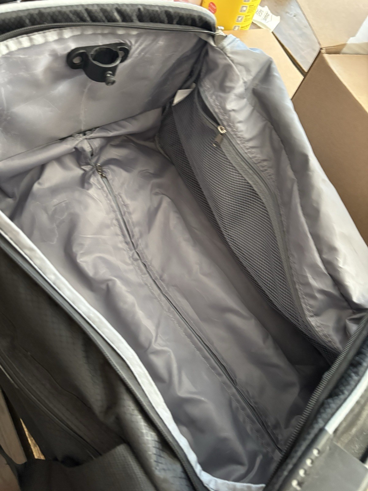 Lightweight Travolution Dance Bag with Garment Ra… - image 7