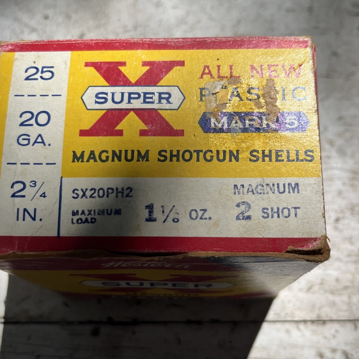 Vintage Western Super X Magnum Mark 5 Plastic Shotgun Shells