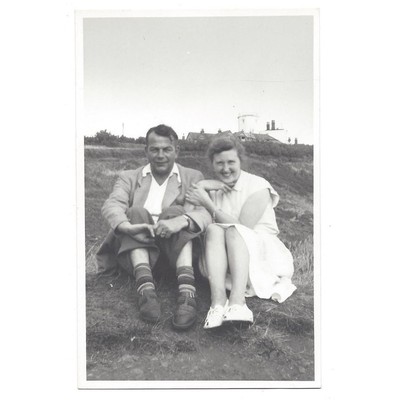 Cornwall Urlauber am Leuchtturm der Eidechse - Vintage Foto 1955