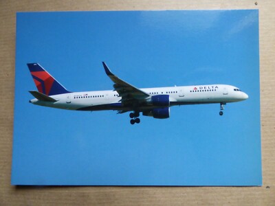 DELTA AIRLINES B 757-231 N718TW