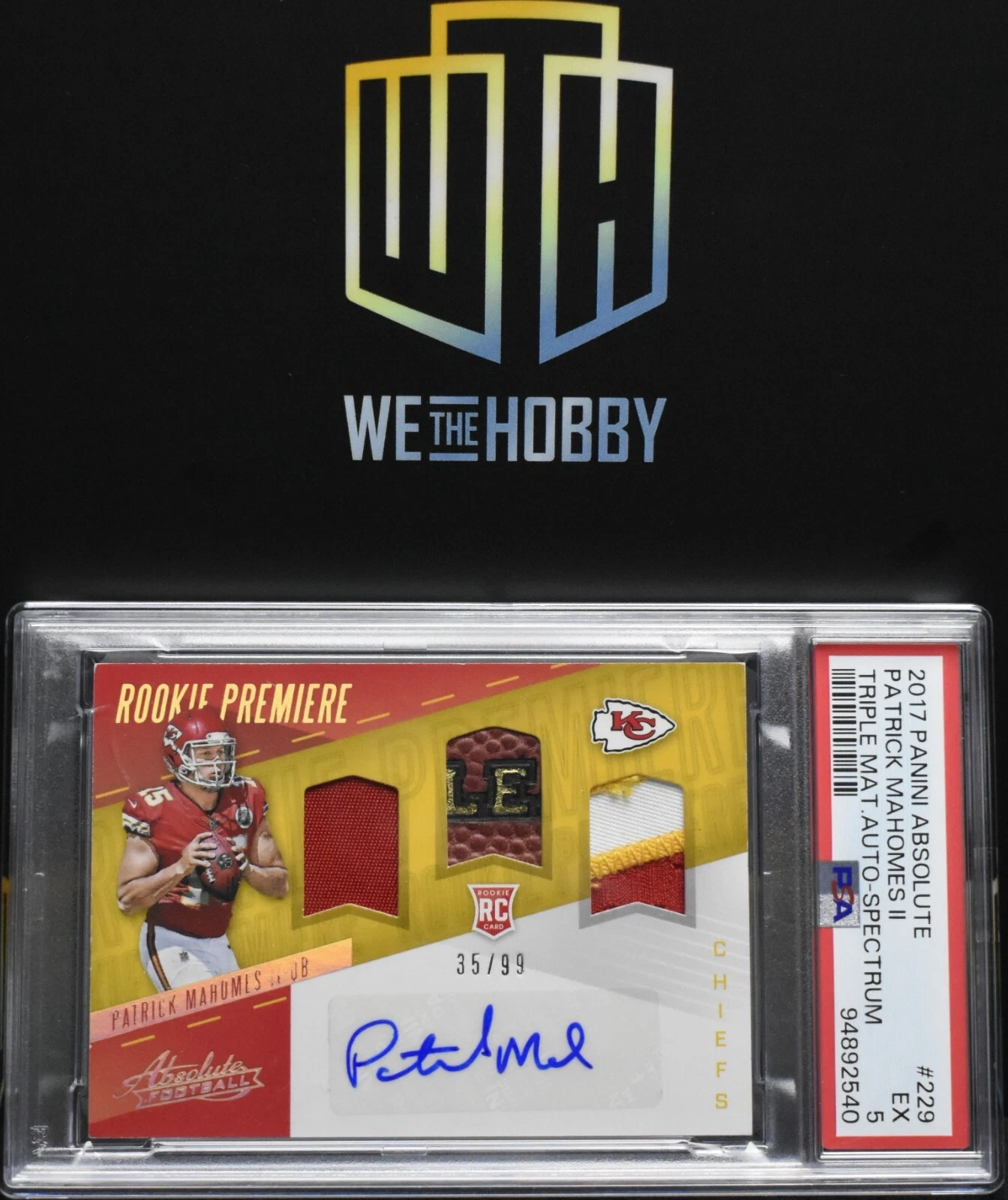 Patrick Mahomes Panini Absolute #229 Triple Material Autograph-Spectrum