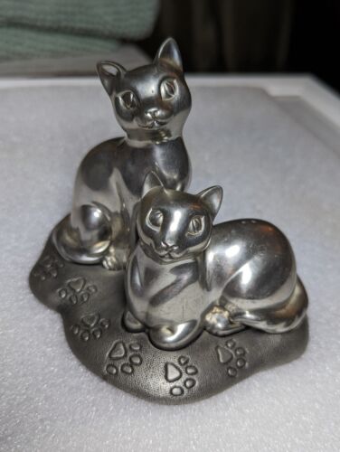 Lenox  Cat Salt & Pepper Set on Stand  Pewter Holloware 3 PCS - Picture 1 of 19