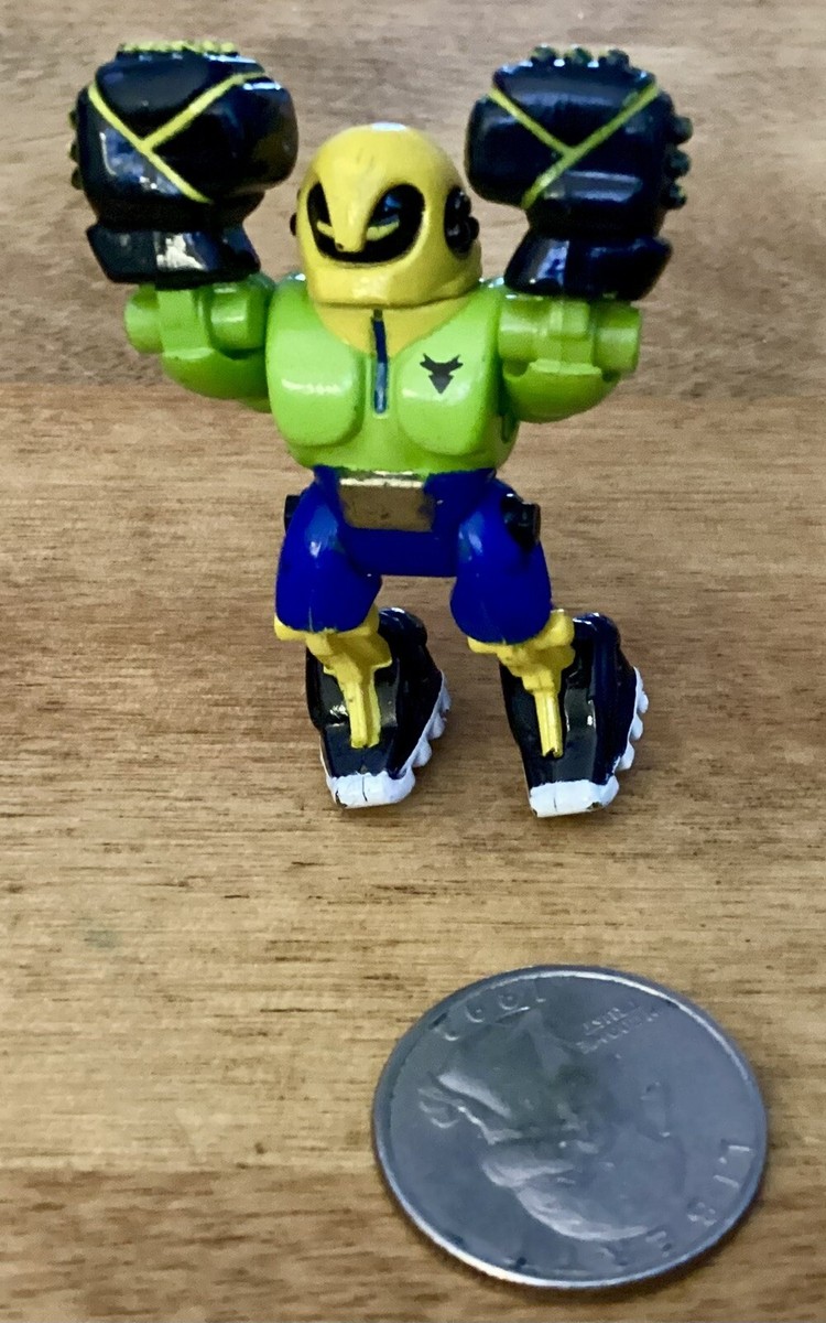 Vintage 1993 LGTI Galoob Z-Bots Micro Machines Robot Figure, 2