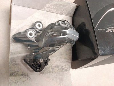 New Shimano Deore XT RD-M8000-GS 11-Speed Rear Derailleur Medium Cage