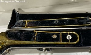 Bundy Vintage Trombone w/ Bach 12C Mouthpiece & Case