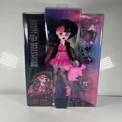 Monster High Draculaura Puppe mit Haustier Fledermaus-Katzenzählung Fabulous und Zubehör wie